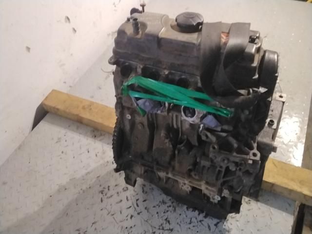 bontott CITROËN C3 Motor (Fűzött blokk hengerfejjel)