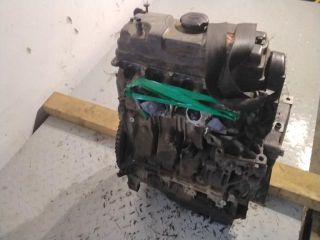 bontott CITROËN C3 Motor (Fűzött blokk hengerfejjel)