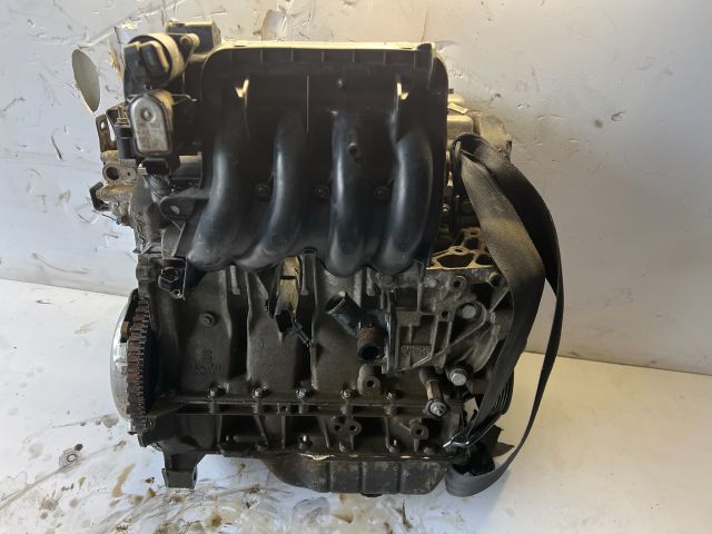 bontott CITROËN C3 Motor (Fűzött blokk hengerfejjel)