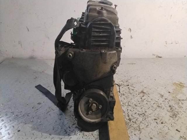 bontott CITROËN C3 Motor (Fűzött blokk hengerfejjel)