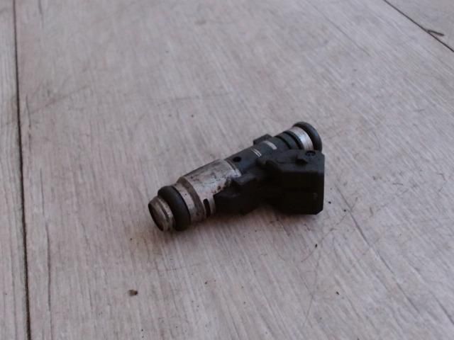 bontott CITROËN C3 Porlasztó (1 db)