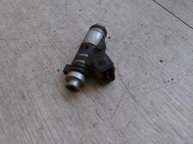 bontott CITROËN C3 Porlasztó (1 db)