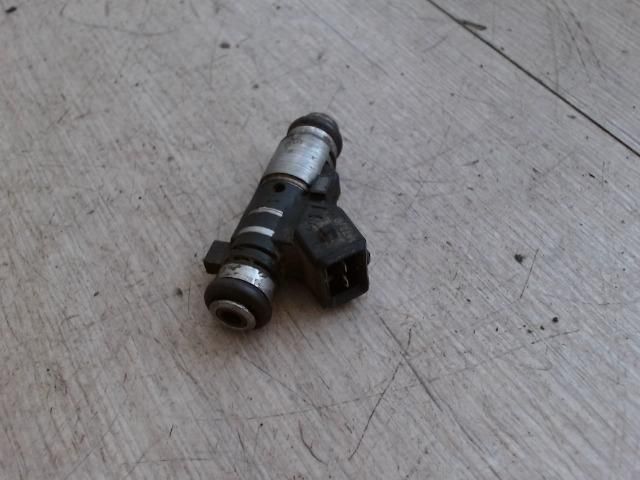 bontott CITROËN C3 Porlasztó (1 db)