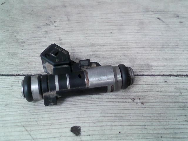 bontott CITROËN C3 Porlasztó (1 db)