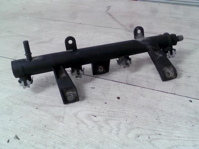 bontott CITROËN C3 Porlasztó Sor / Híd