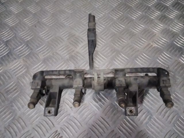 bontott CITROËN C3 Porlasztó Sor / Híd