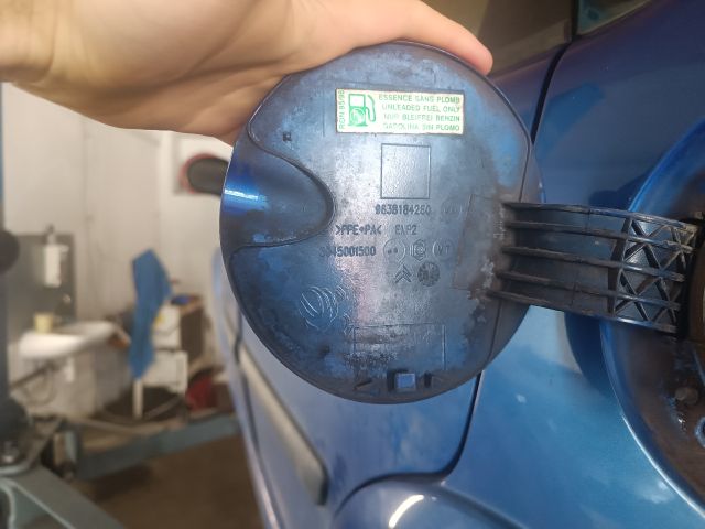 bontott CITROËN C3 Tanksapka