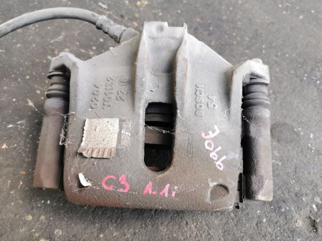 bontott CITROËN C3 Jobb első Féknyereg Munkahengerrel