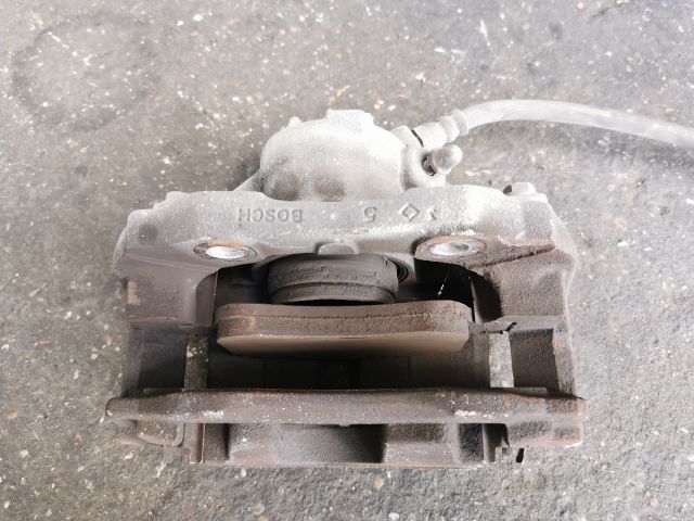 bontott CITROËN C3 Jobb első Féknyereg Munkahengerrel