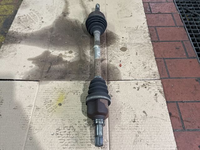 bontott CITROËN C3 Bal Féltengely