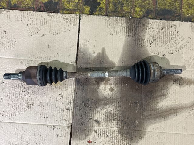 bontott CITROËN C3 Bal Féltengely