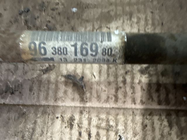 bontott CITROËN C3 Bal Féltengely