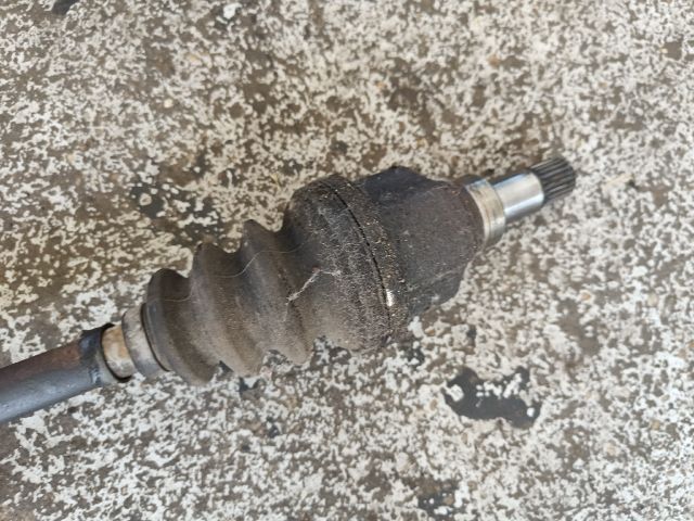 bontott CITROËN C3 Bal Féltengely