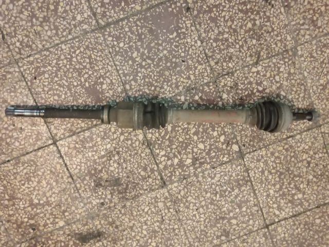 bontott CITROËN C3 Jobb Féltengely