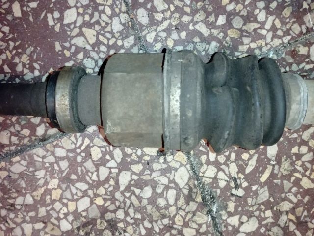 bontott CITROËN C3 Jobb Féltengely