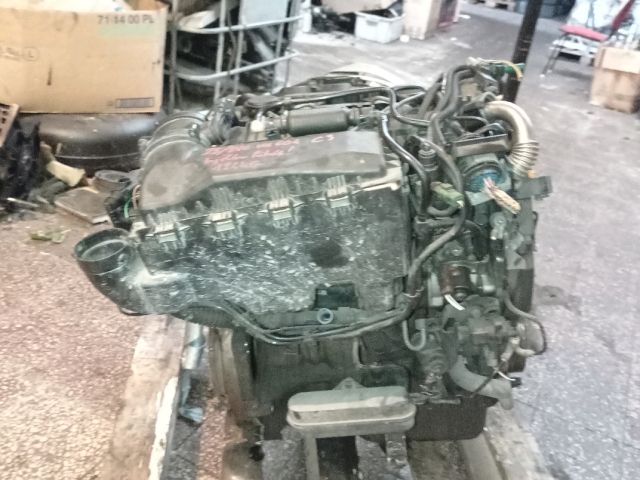 bontott CITROËN C3 Motor (Fűzött blokk hengerfejjel)