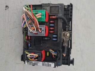 bontott CITROËN C3 Biztosítéktábla Motortér