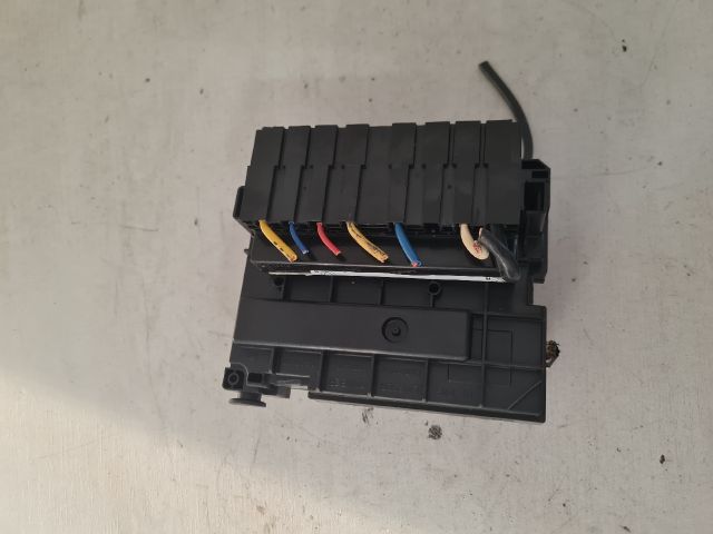 bontott CITROËN C3 Biztosítéktábla Motortér