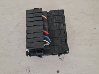 bontott CITROËN C3 Biztosítéktábla Motortér