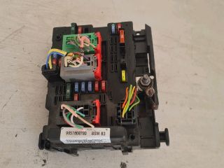 bontott CITROËN C3 Biztosítéktábla Motortér