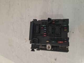 bontott CITROËN C3 Biztosítéktábla Motortér