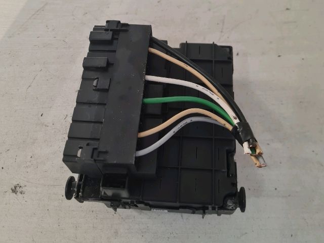 bontott CITROËN C3 Biztosítéktábla Motortér