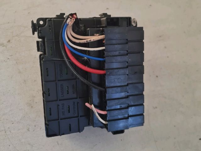 bontott CITROËN C3 Biztosítéktábla Motortér