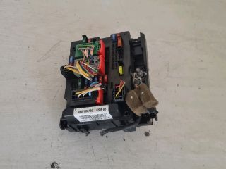 bontott CITROËN C3 Biztosítéktábla Motortér