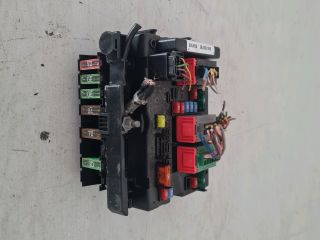 bontott CITROËN C3 Biztosítéktábla Motortér