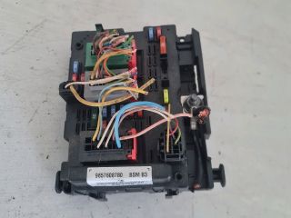 bontott CITROËN C3 Biztosítéktábla Motortér