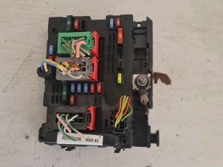 bontott CITROËN C3 Biztosítéktábla Motortér