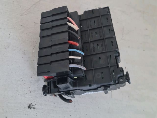 bontott CITROËN C3 Biztosítéktábla Motortér