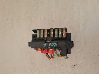 bontott CITROËN C3 Biztosítéktábla Motortér