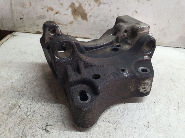 bontott CITROËN C3 Generátor Tartó Bak