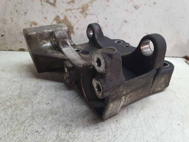 bontott CITROËN C3 Generátor Tartó Bak