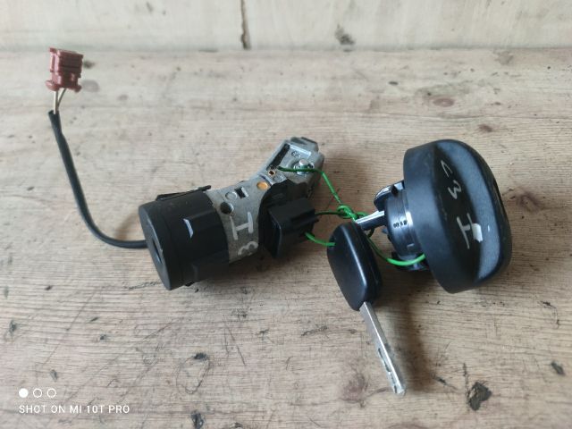 bontott CITROËN C3 Gyújtáskapcsoló