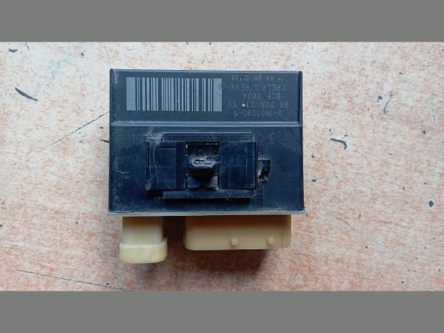 bontott CITROËN C3 Hűtőventilátor Relé