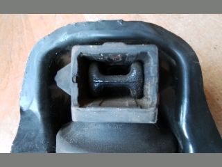 bontott CITROËN C3 Motor Tartó Bak (Fém)