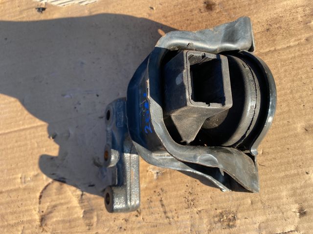 bontott CITROËN C3 Motor Tartó Bak Jobb