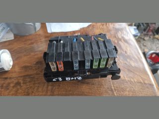 bontott CITROËN C3 Biztosítéktábla Motortér