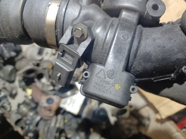 bontott CITROËN C3 Fojtószelep (Elektromos)