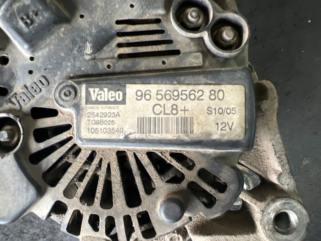 bontott CITROËN C3 Generátor