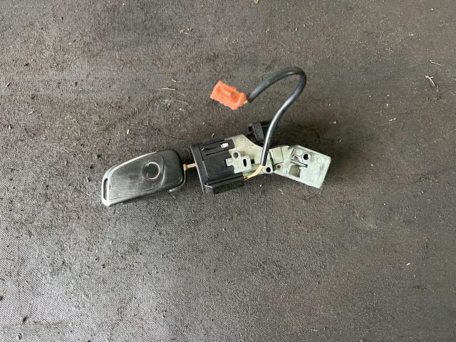 bontott CITROËN C3 Gyújtáskapcsoló