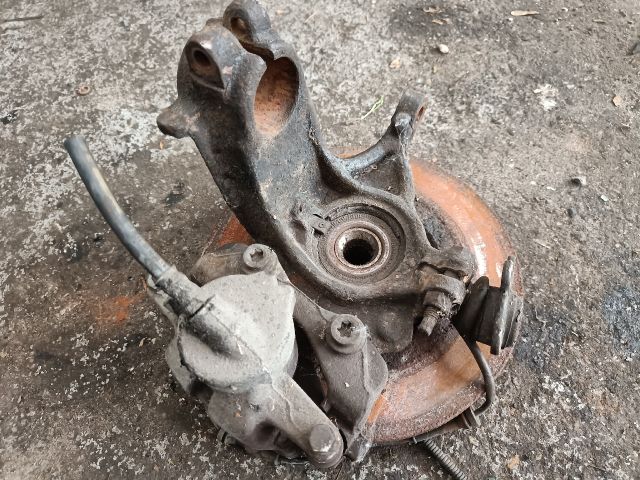 bontott CITROËN C3 Jobb első Csonkállvány Kerékaggyal