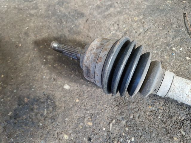 bontott CITROËN C3 Jobb Féltengely