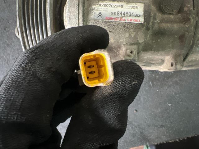 bontott CITROËN C3 Klímakompresszor