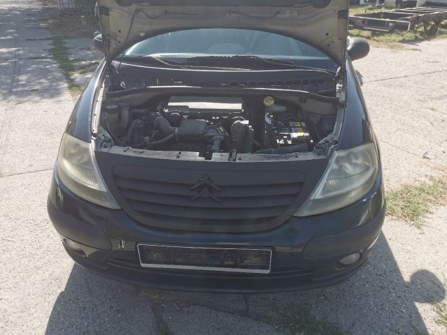 bontott CITROËN C3 Motor (Fűzött blokk hengerfejjel)