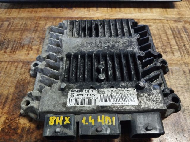 bontott CITROËN C3 Motorvezérlő