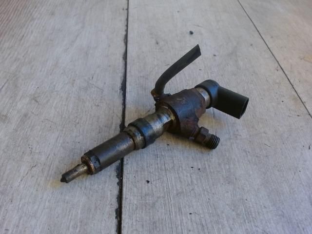 bontott CITROËN C3 Porlasztó (1 db)