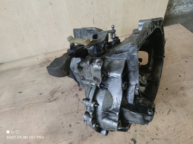 bontott CITROËN C3 Váltó (Mechanikus)